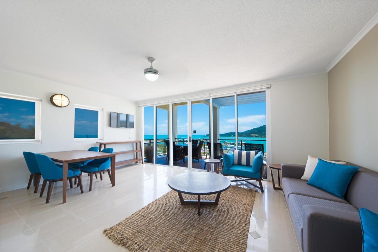 Three-Bedroom Top Floor Penthouse Ocean View Spa Bath