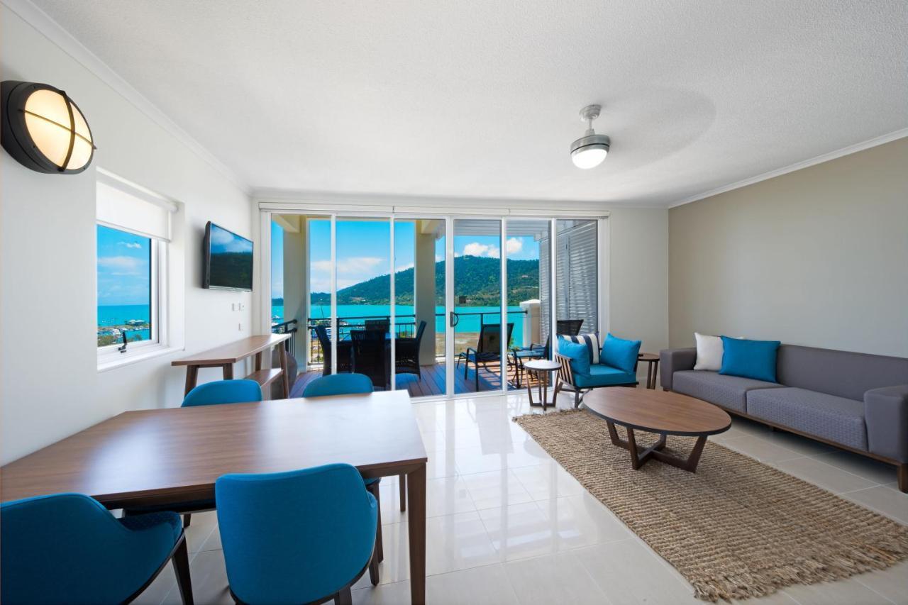 Three-Bedroom Top Floor Penthouse Ocean View Spa Bath
