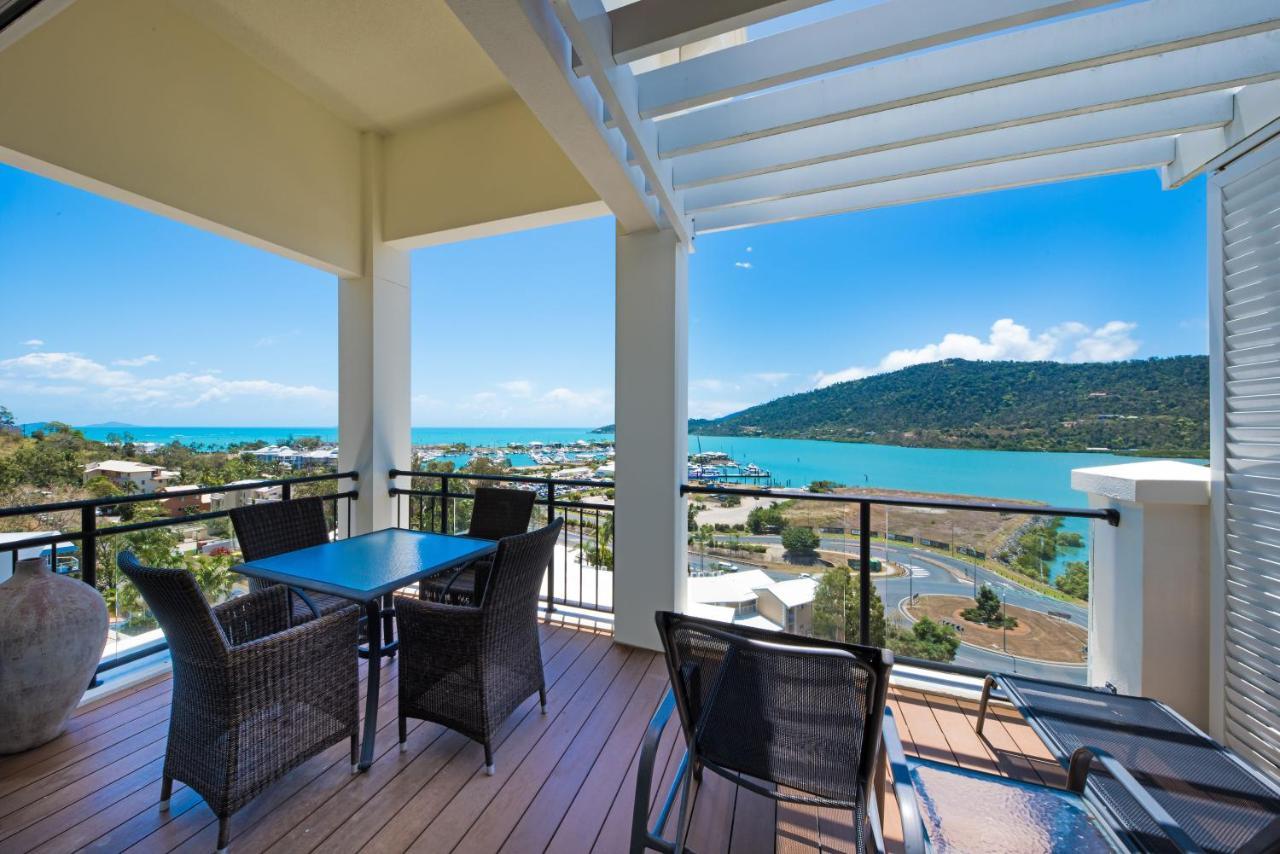 Three-Bedroom Top Floor Penthouse Ocean View Spa Bath